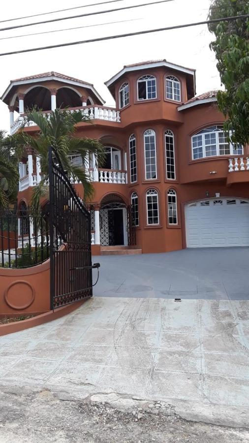 Cazwin Villas Montego Bay Dış mekan fotoğraf
