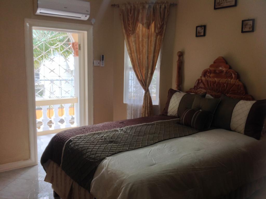 Cazwin Villas Montego Bay Oda fotoğraf