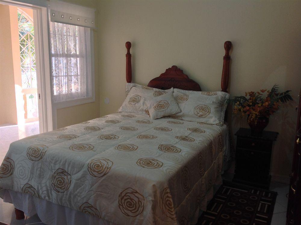 Cazwin Villas Montego Bay Dış mekan fotoğraf