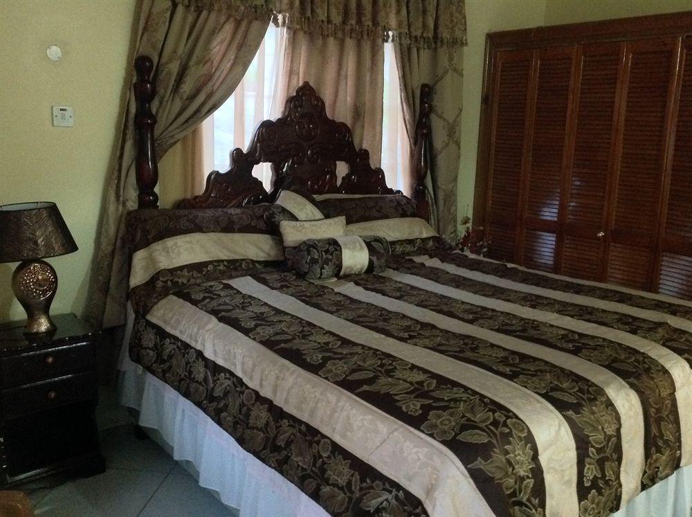 Cazwin Villas Montego Bay Dış mekan fotoğraf