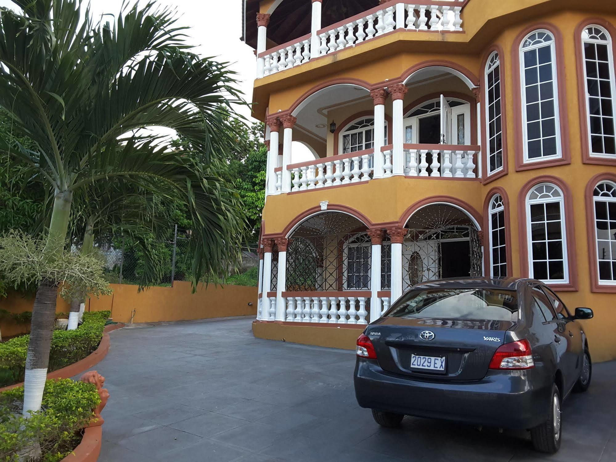 Cazwin Villas Montego Bay Dış mekan fotoğraf