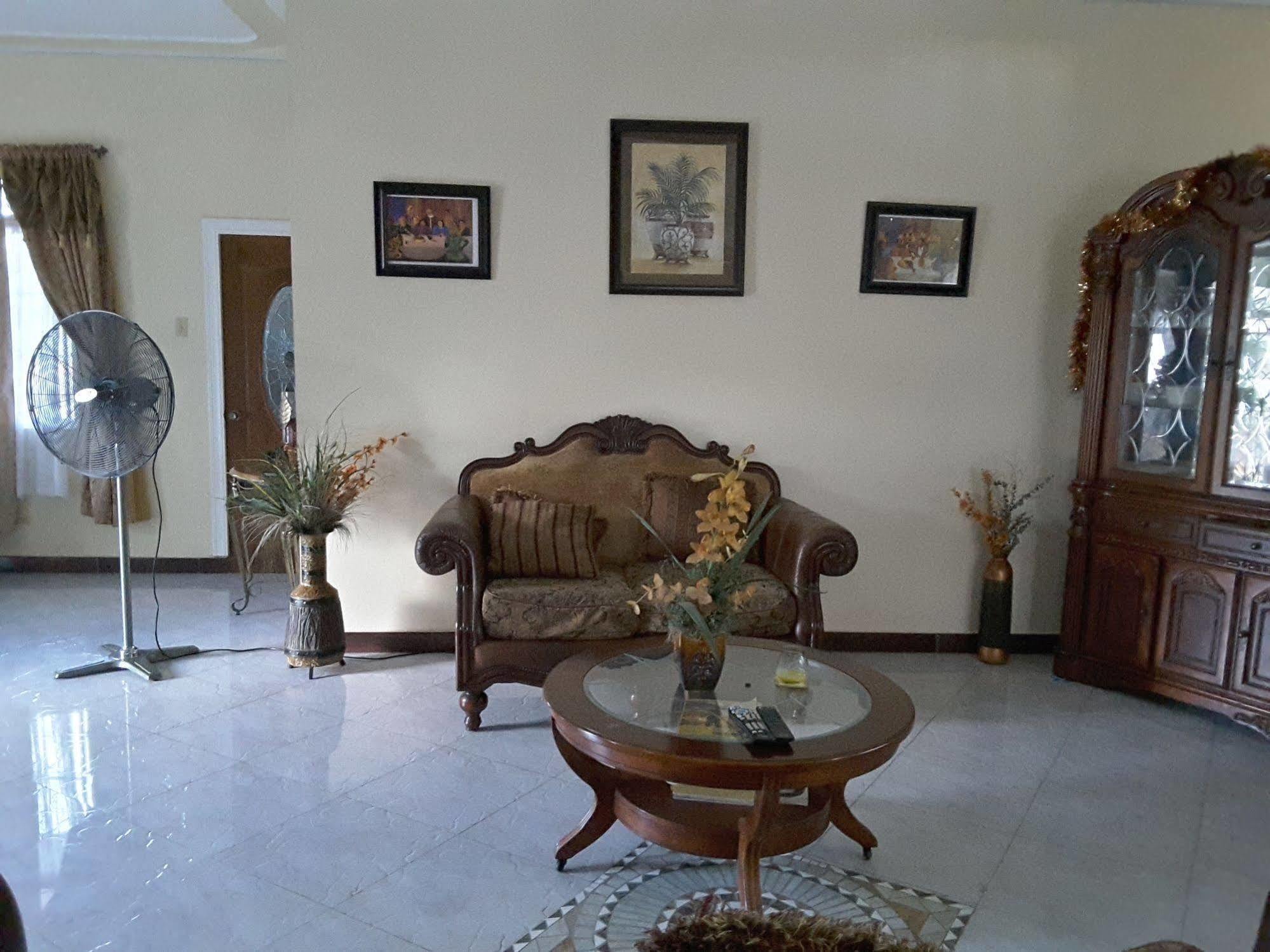 Cazwin Villas Montego Bay Dış mekan fotoğraf