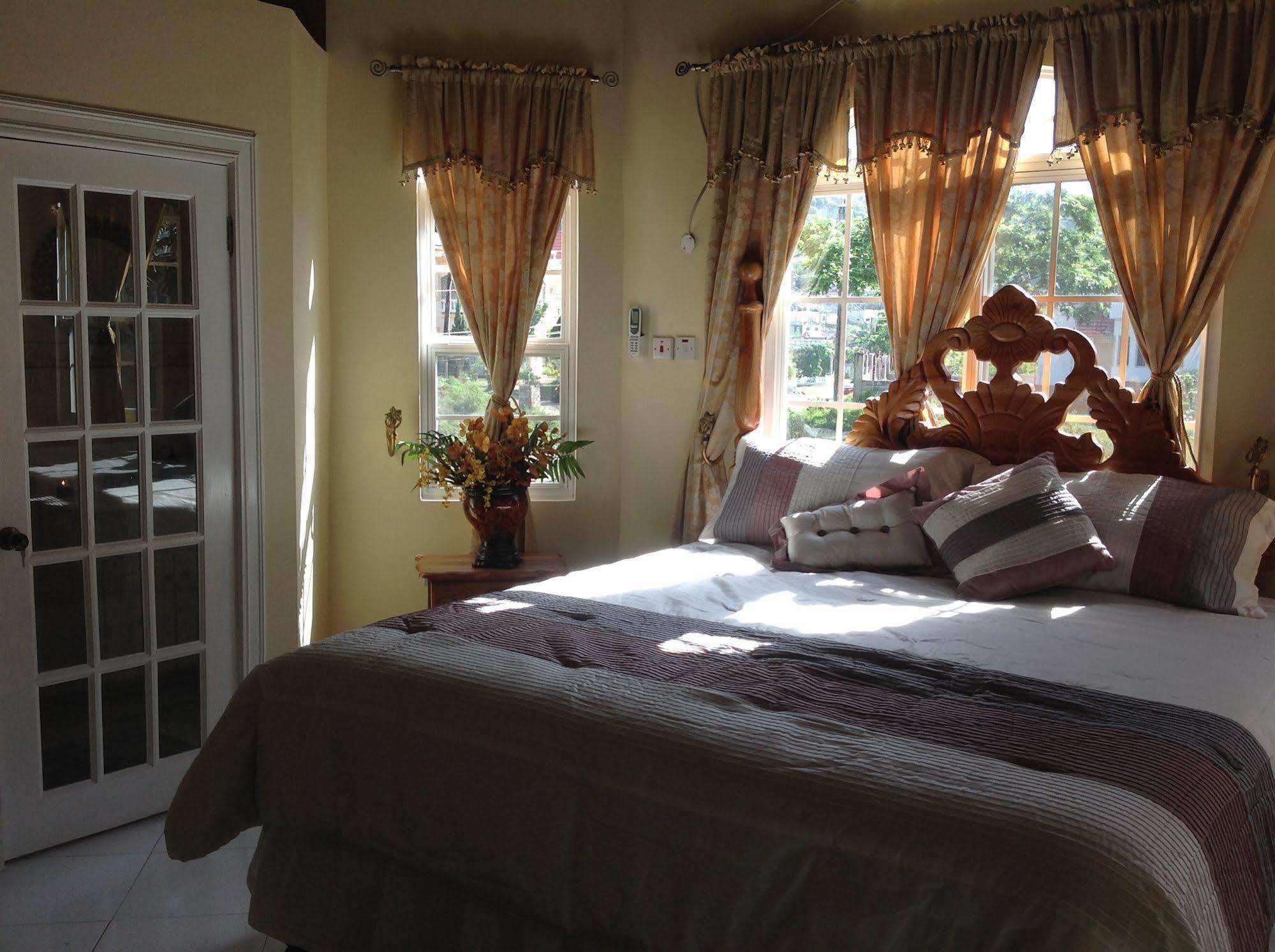 Cazwin Villas Montego Bay Dış mekan fotoğraf