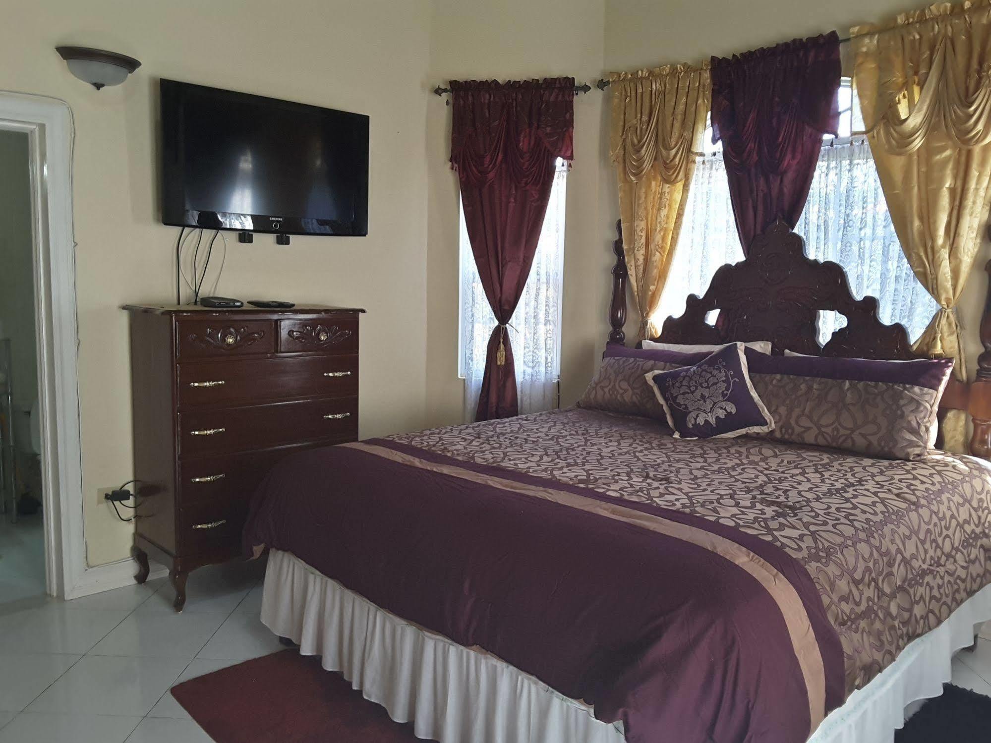 Cazwin Villas Montego Bay Dış mekan fotoğraf