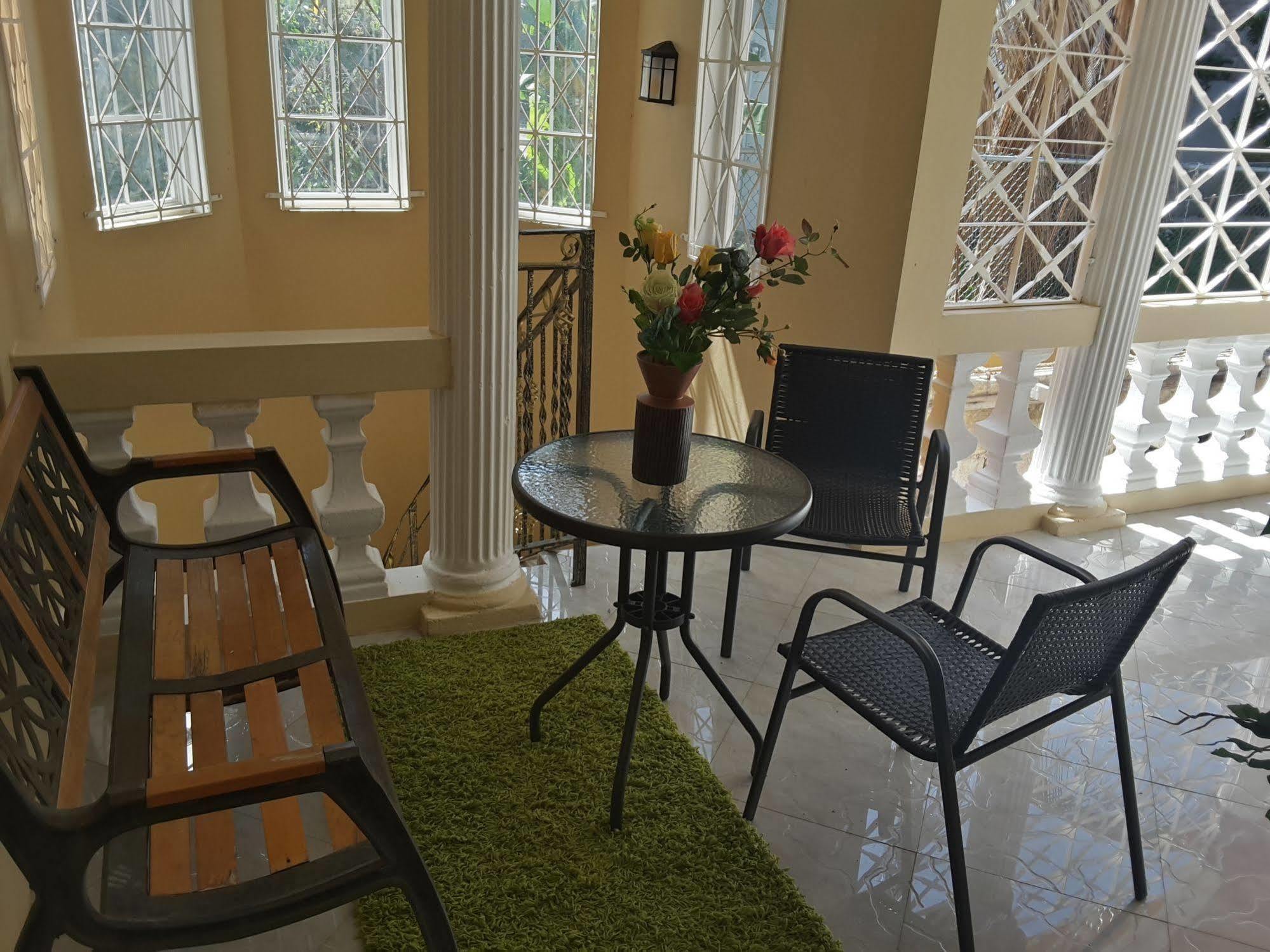 Cazwin Villas Montego Bay Dış mekan fotoğraf